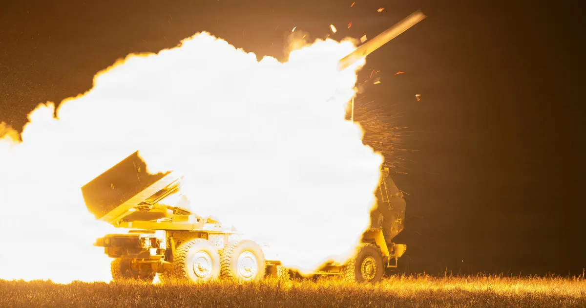 HIMARS lansira raketu na poligonu